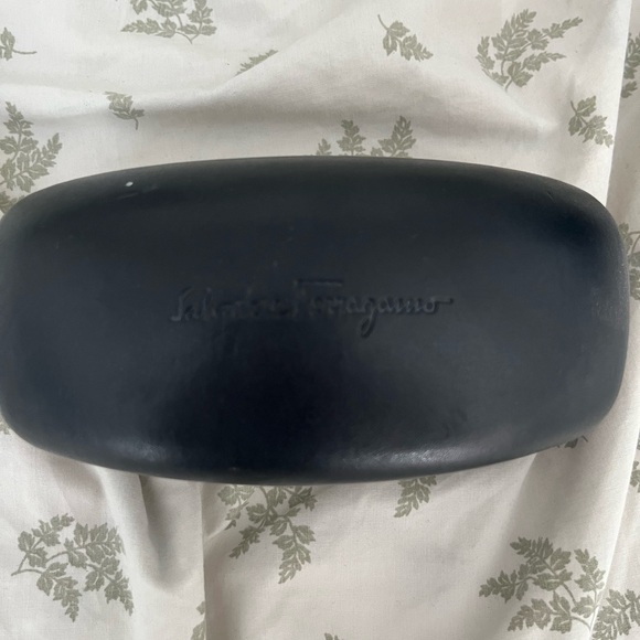 salvatore ferragamo sunglasses - Picture 2 of 6